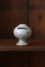 画像をギャラリービューアに読み込む, WHITE DELFT "MONEY BOX"