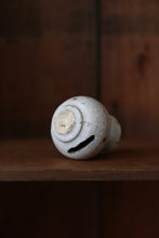 画像をギャラリービューアに読み込む, WHITE DELFT "MONEY BOX"