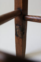 画像をギャラリービューアに読み込む, 交差する白