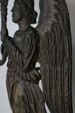 画像をギャラリービューアに読み込む, 大天使と燭台