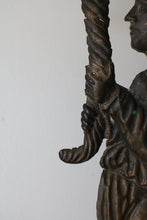 画像をギャラリービューアに読み込む, 大天使と燭台