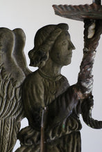 画像をギャラリービューアに読み込む, 大天使と燭台