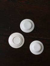 画像をギャラリービューアに読み込む, 愛しい姿の白い器たち