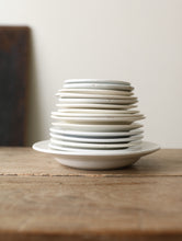 画像をギャラリービューアに読み込む, 愛しい姿の白い器たち