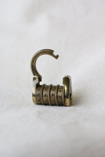 画像をギャラリービューアに読み込む, " K E Y  W O R D "