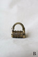 画像をギャラリービューアに読み込む, " K E Y  W O R D "