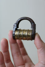 画像をギャラリービューアに読み込む, " K E Y  W O R D "