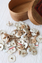 画像をギャラリービューアに読み込む, 紙ラベルと曲木の箱