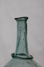 画像をギャラリービューアに読み込む, 不純物混ざる硝子