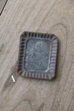 画像をギャラリービューアに読み込む, more small..