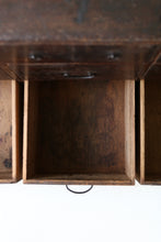 画像をギャラリービューアに読み込む, 黒と生活