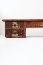 画像をギャラリービューアに読み込む, 赫い文机