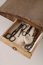 画像をギャラリービューアに読み込む, SEWING DRAWER / PIN CUSHION