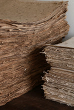 画像をギャラリービューアに読み込む, 表情豊かな粕入和紙 (10)