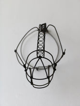 画像をギャラリービューアに読み込む, 中空に唸り声