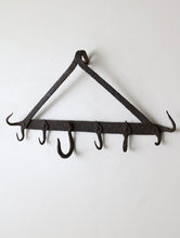 画像をギャラリービューアに読み込む, 鉄製調理器具掛け