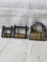 画像をギャラリービューアに読み込む, " K E Y  W O R D "