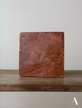 画像をギャラリービューアに読み込む, 17c BROWN TILE