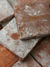 画像をギャラリービューアに読み込む, 17c BROWN TILE