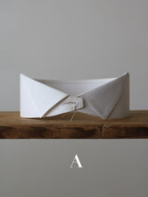 画像をギャラリービューアに読み込む, DETACHABLE COLLAR - PARIS -