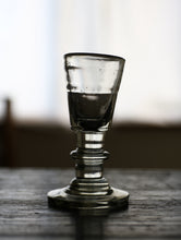 画像をギャラリービューアに読み込む, " Dutch Jenever "