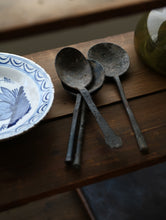 画像をギャラリービューアに読み込む, Useless Spoons