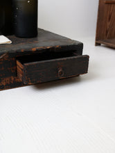 画像をギャラリービューアに読み込む, 浮き肌に黒く