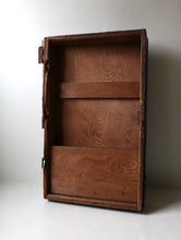 画像をギャラリービューアに読み込む, 浮き肌に黒く