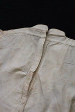 画像をギャラリービューアに読み込む, 胸當シャツ大人物