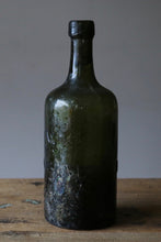 画像をギャラリービューアに読み込む, Water Bottle