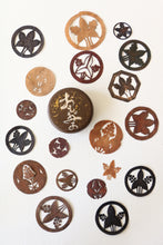 画像をギャラリービューアに読み込む, 家紋型紙集