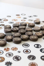 画像をギャラリービューアに読み込む, 家紋型紙集