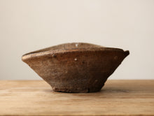 画像をギャラリービューアに読み込む, 山茶碗、歪み