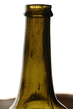 画像をギャラリービューアに読み込む, 18c Wine Bottle