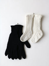 画像をギャラリービューアに読み込む, お隣りからの水色毛玉
