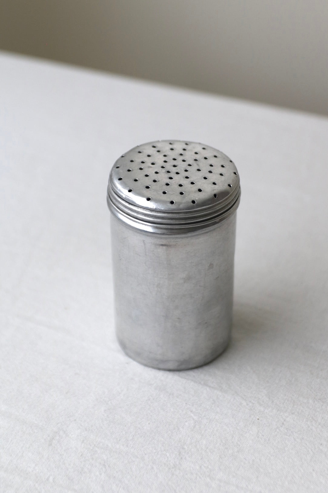 KITCHEN SHAKER