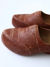 画像をギャラリービューアに読み込む, 現代風木靴
