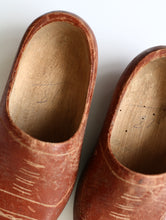 画像をギャラリービューアに読み込む, 現代風木靴
