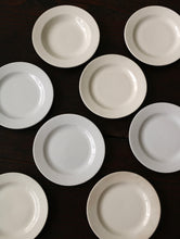 画像をギャラリービューアに読み込む, 愛しい姿の白い器たち
