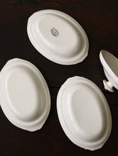 画像をギャラリービューアに読み込む, 愛しい姿の白い器たち
