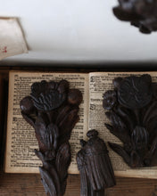 画像をギャラリービューアに読み込む, 十八世紀 キャビネット装飾片
