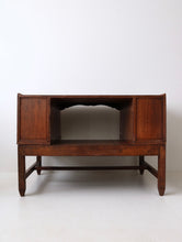 画像をギャラリービューアに読み込む, 生活空間の移行に伴う柔軟な対応力とそこから生まれる美しい意匠
