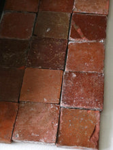 画像をギャラリービューアに読み込む, 17c BROWN TILE
