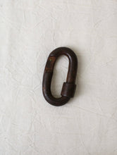 画像をギャラリービューアに読み込む, "CARABINER"

