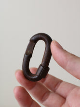 画像をギャラリービューアに読み込む, "CARABINER"
