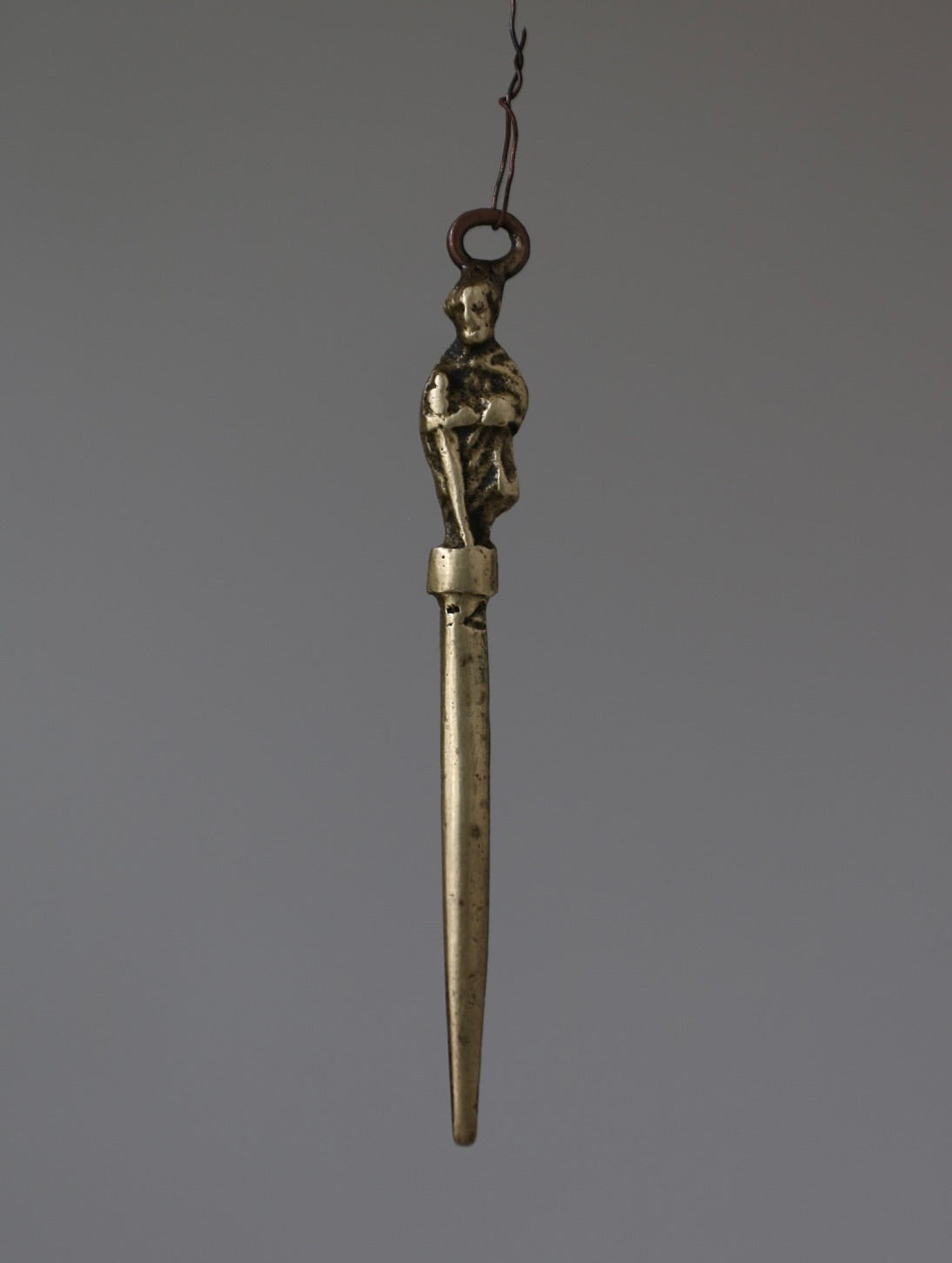 十字の杖を持つ聖人 – tametsu sugametsu