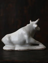 画像をギャラリービューアに読み込む, WHITE DELFT &quot;COW&quot;
