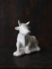 画像をギャラリービューアに読み込む, WHITE DELFT &quot;COW&quot;
