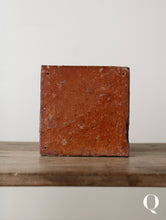 画像をギャラリービューアに読み込む, 17c BROWN TILE
