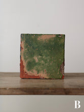画像をギャラリービューアに読み込む, 17c GREEN TILE
